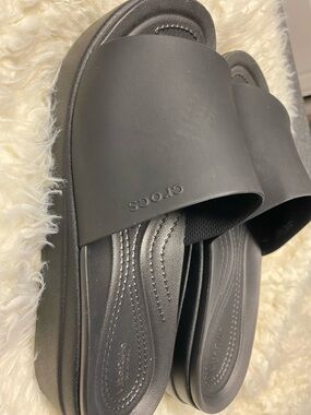 CROCS LiteRide Brooklyn Black Slide Sandals